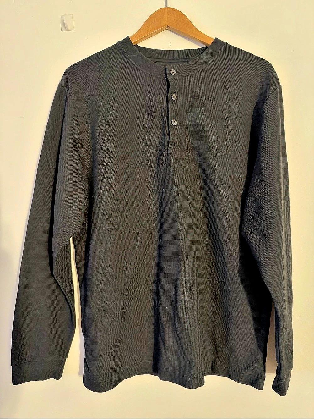 lululemon Shift Stitch Henley Black Long Sleeve Henley